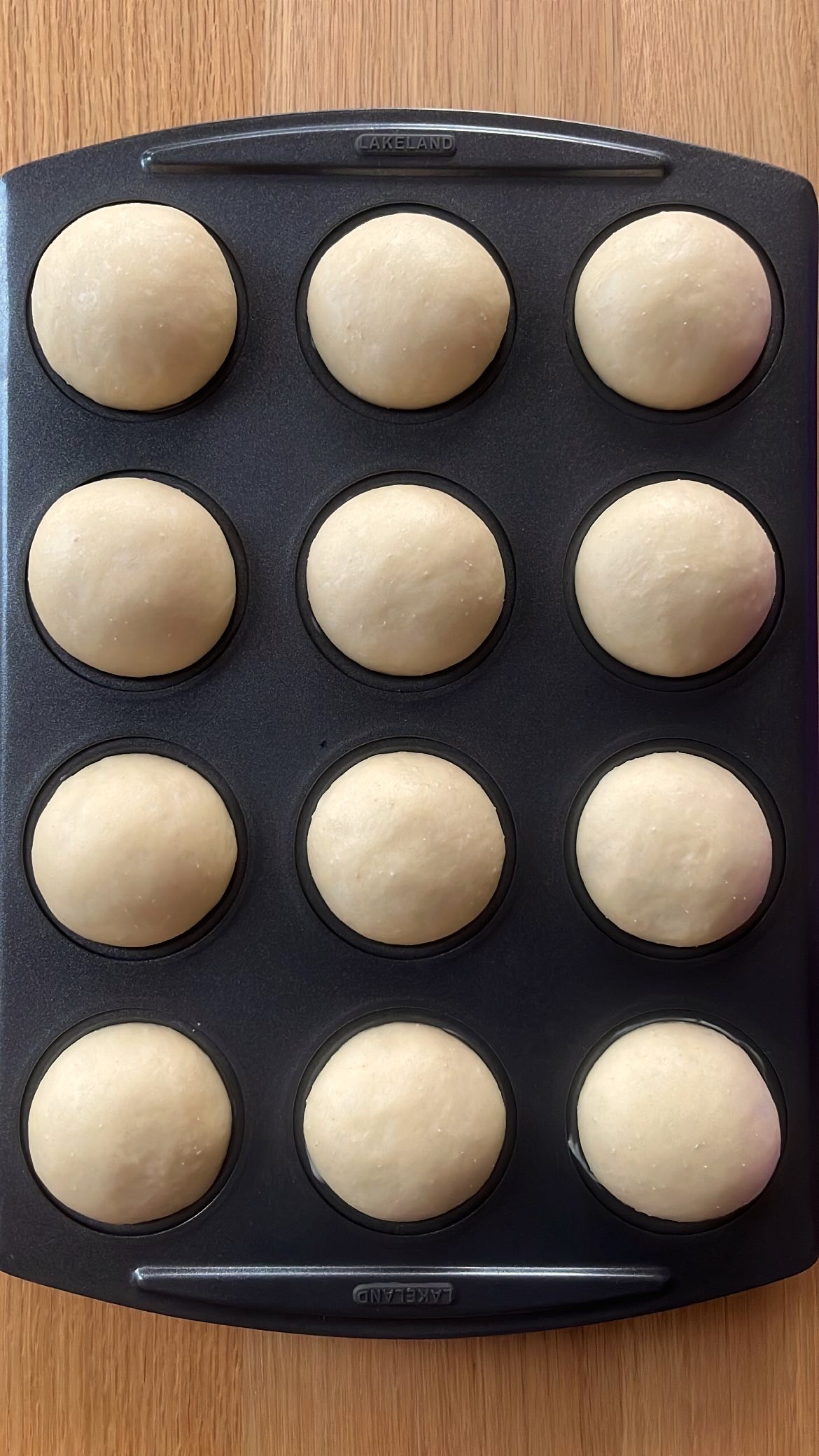 Dough expanded in the baking tray