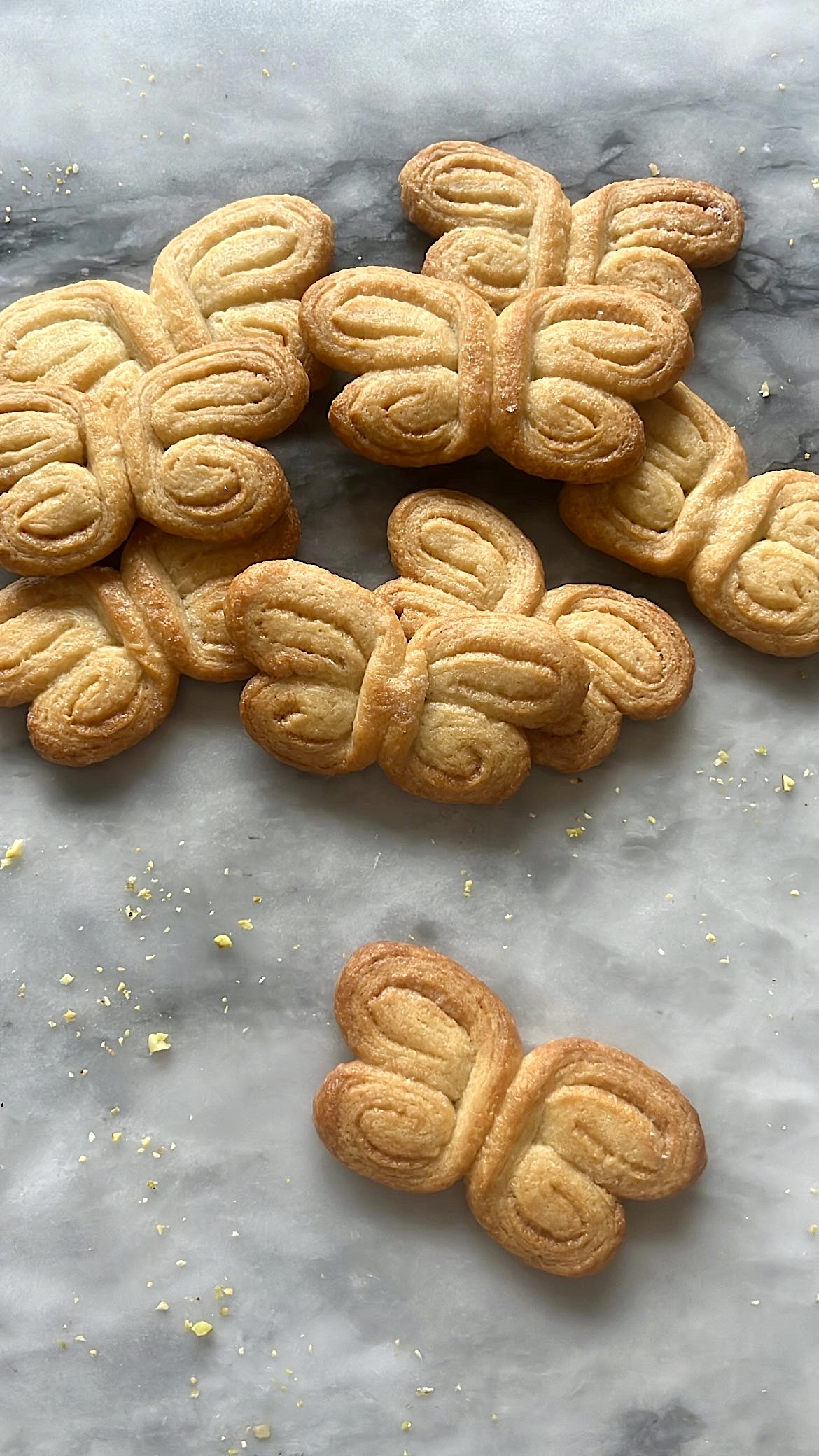 Butterfly-shaped palmier pastry, linking to the Butterfly Palmier recipe.