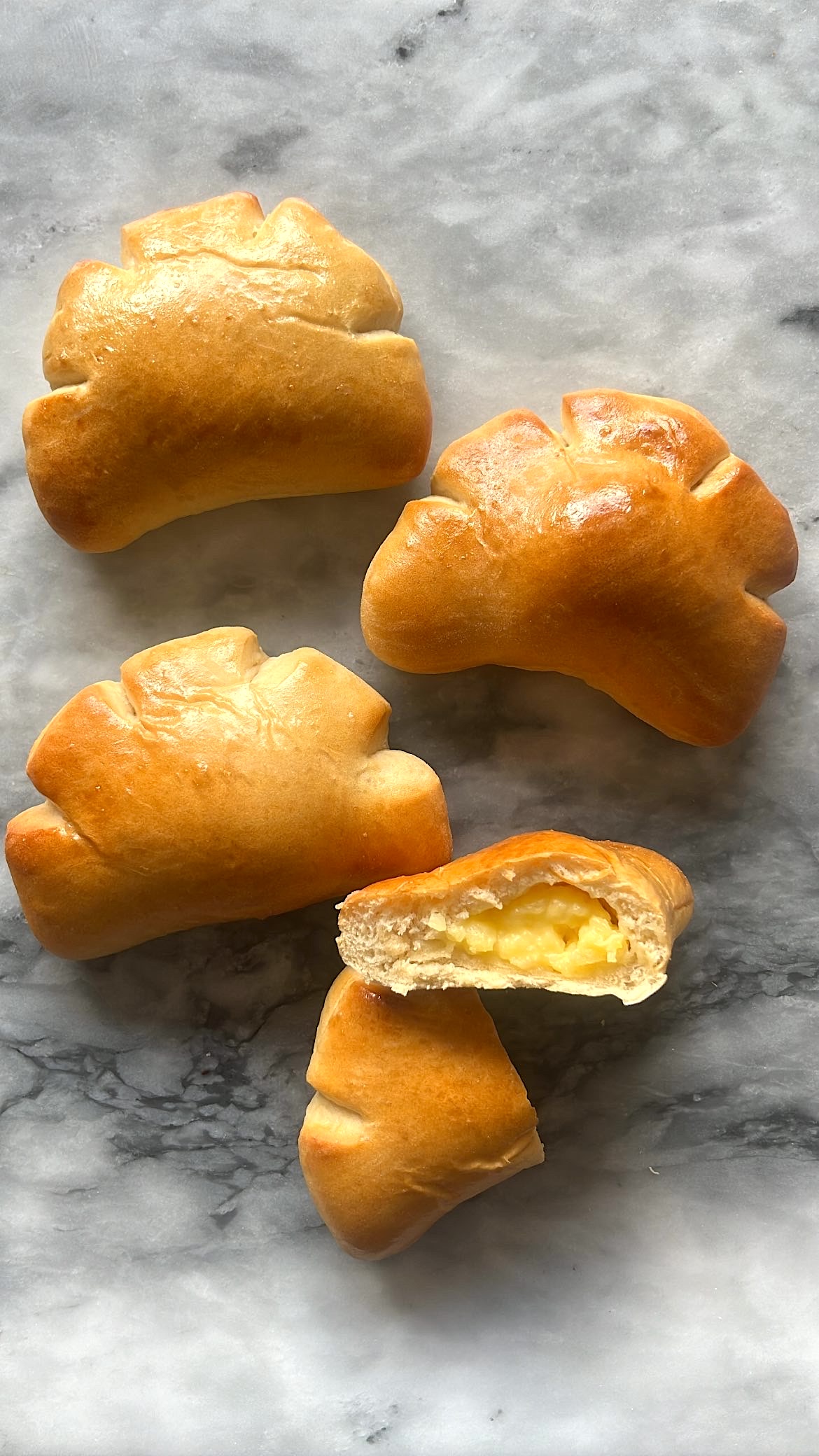 Custard bread with a rich custard filling inside